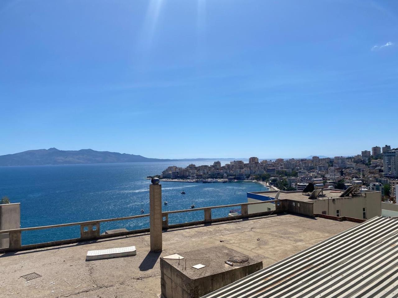Tarace Sea View Apartment Sarandë エクステリア 写真