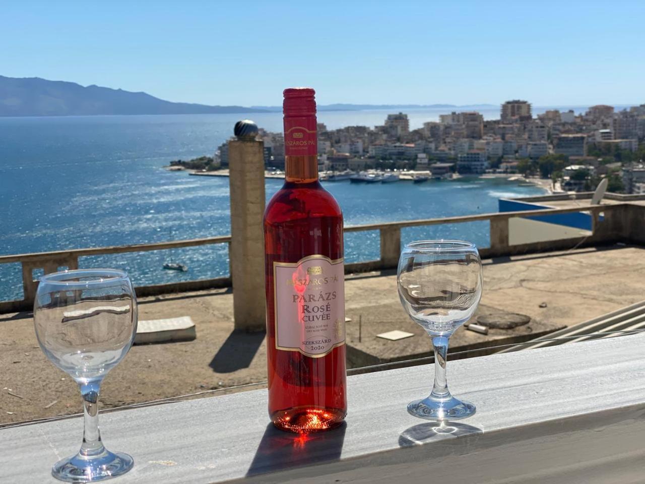 Tarace Sea View Apartment Sarandë エクステリア 写真