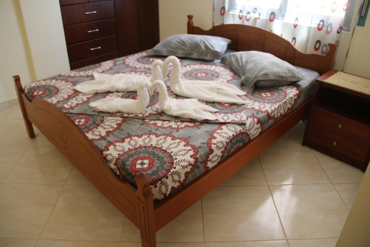 Tarace Sea View Apartment Sarandë エクステリア 写真